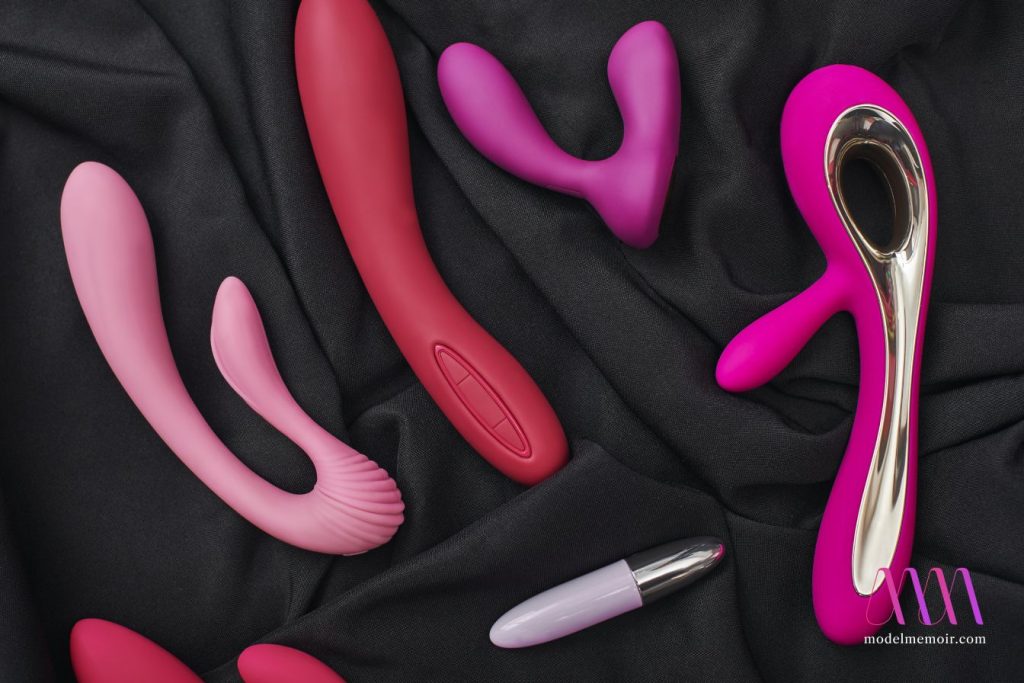 Comparison between vibrating and non-vibrating prostate massagers for users.